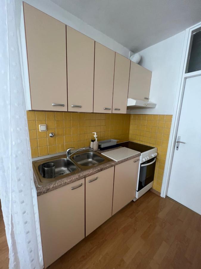 City Center Apartment Twiggy Makarska Exterior photo